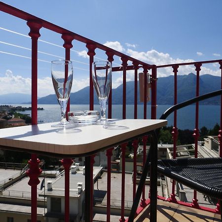 Appartamento Vista Lago Luino Eksteriør bilde